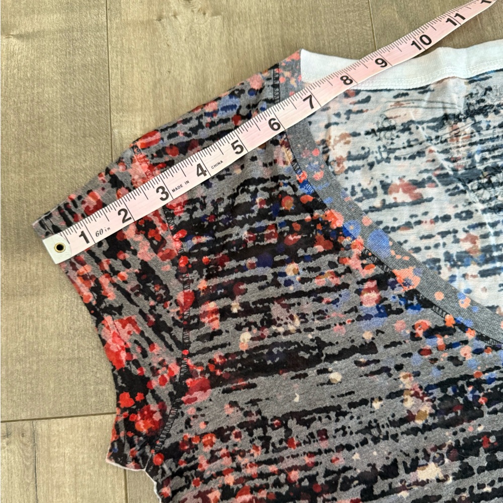 Lot of 3 NEW Awake Couture Los Angeles‎ V-Neck Shirt Short Sleeve Women Medium - Picture 12 of 13